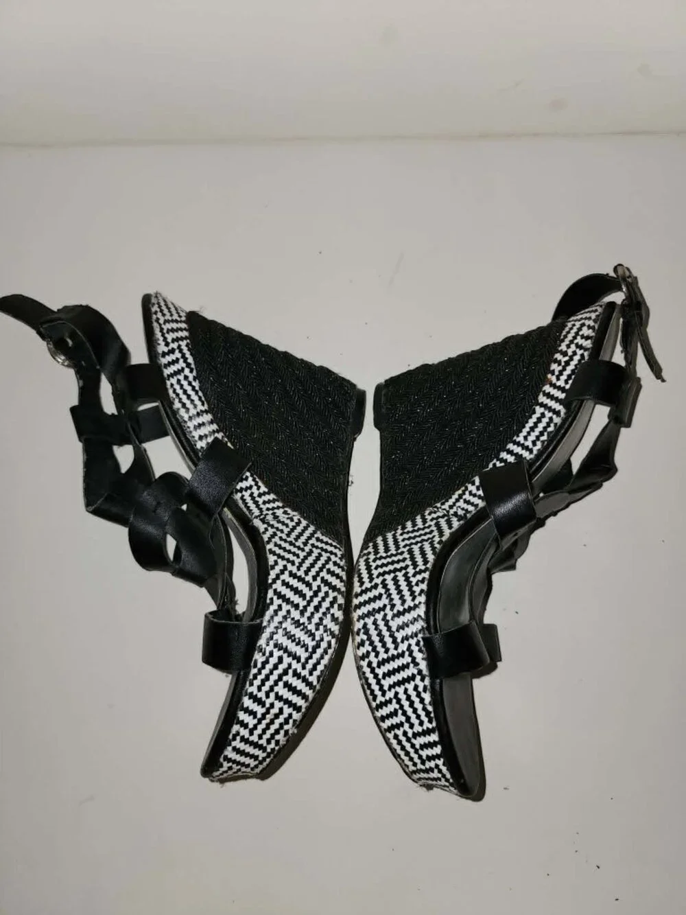 black and white wedges women's, Cato, size 8